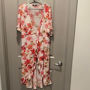 Cure Size Large Floral Ruffle Kimono/Robe Top